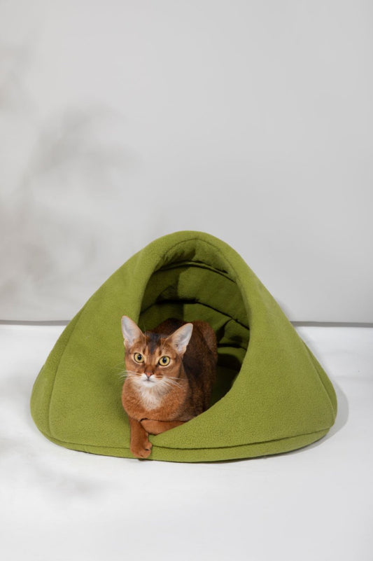 Fleece Semi-Enclosed Pet Bed | Momopets™ CozyDen Series