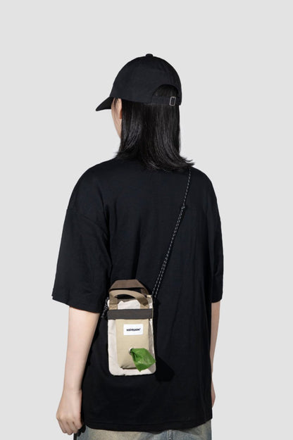 Momopets™ – Dog Walking Crossbody Bag with Waste Bag Dispenser