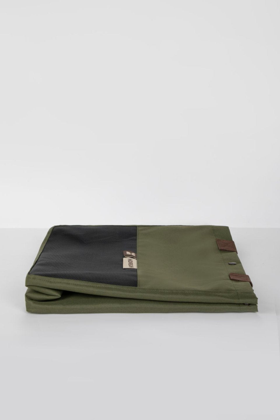 Color-Block Shoulder Pet Travel Bag | Momopets™ GoBuddy Series