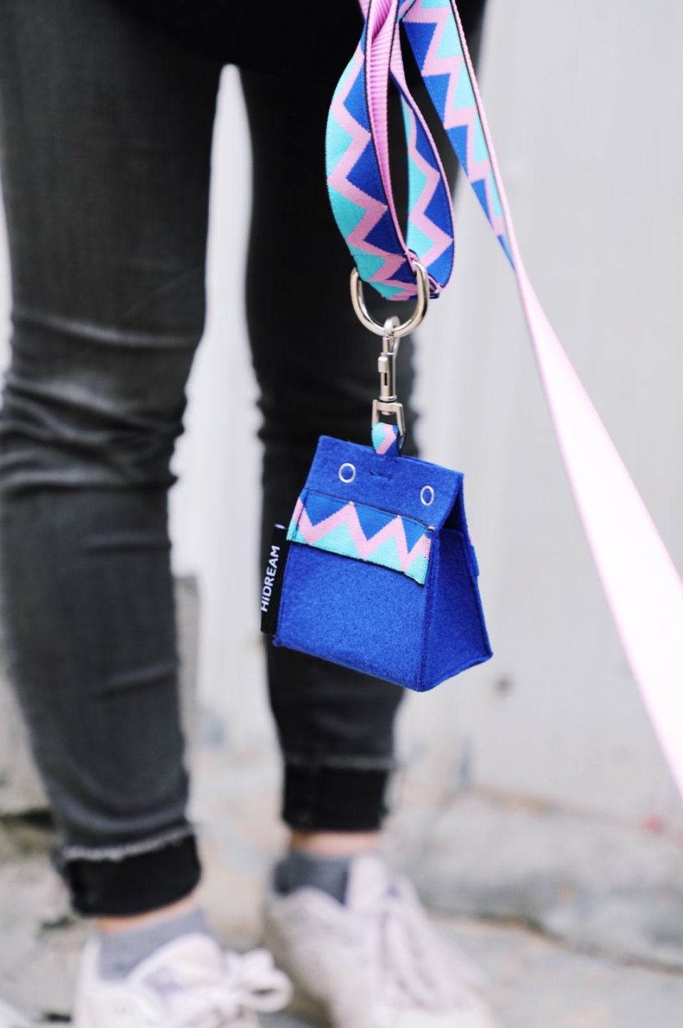 Momopets™ Rainbow Series – Felt Dog Poop Bag Holder